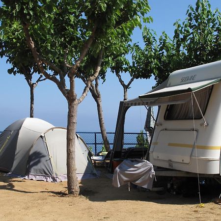 Camping Roca Grossa カレーリャ エクステリア 写真