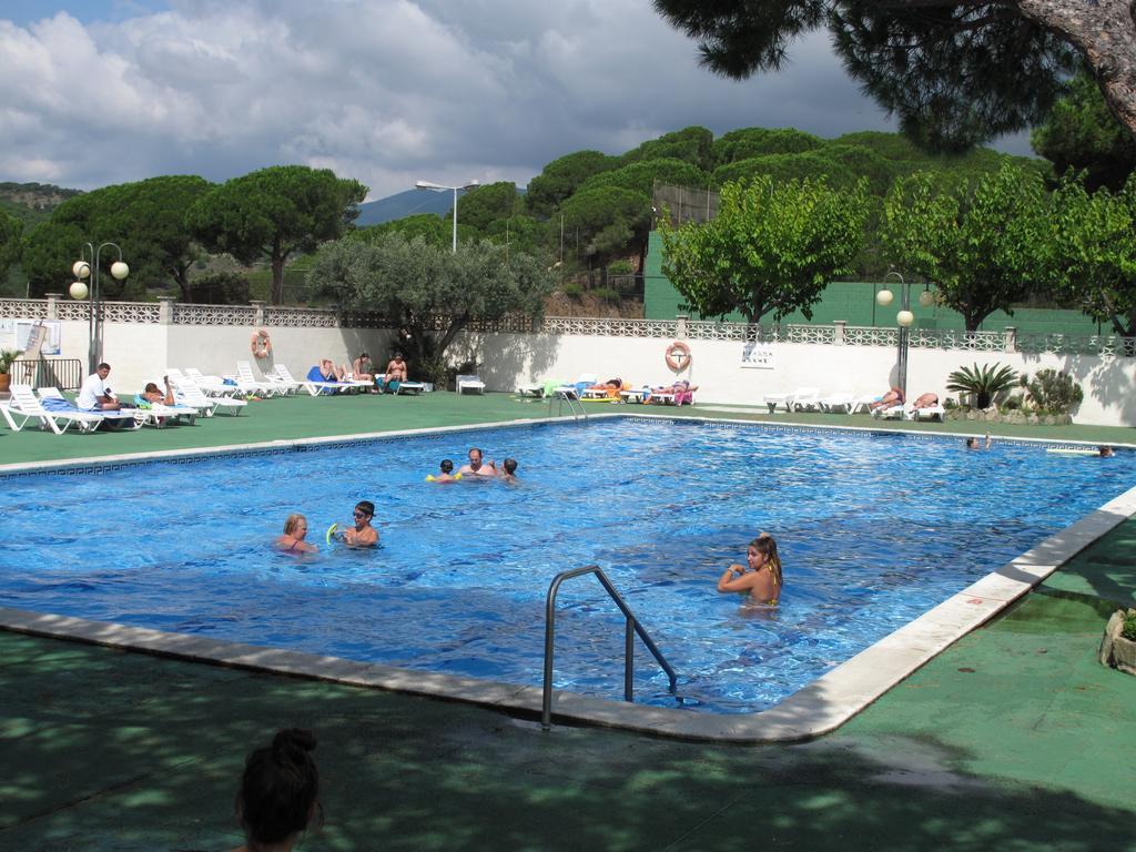 Camping Roca Grossa カレーリャ エクステリア 写真